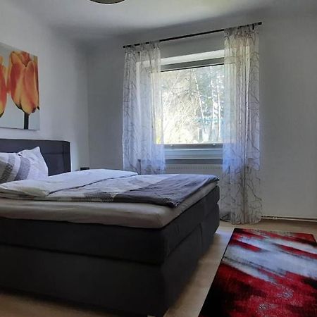 Ferienhaus Im Gruenen/Monteurzimmer Oranienburg Eksteriør bilde
