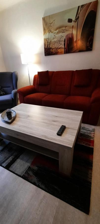 Ferienhaus Im Gruenen/Monteurzimmer Oranienburg Eksteriør bilde